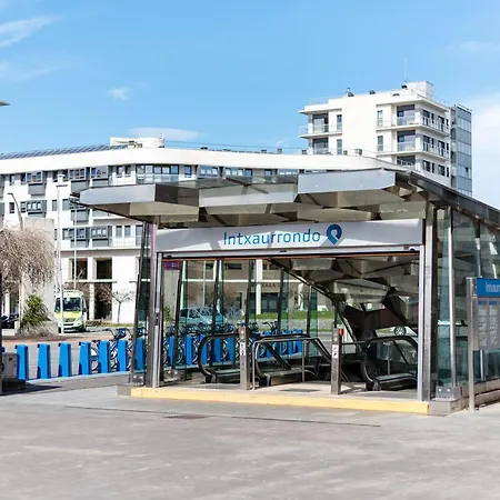 Διαμέρισμα Confortable Y Luminoso Exterior En